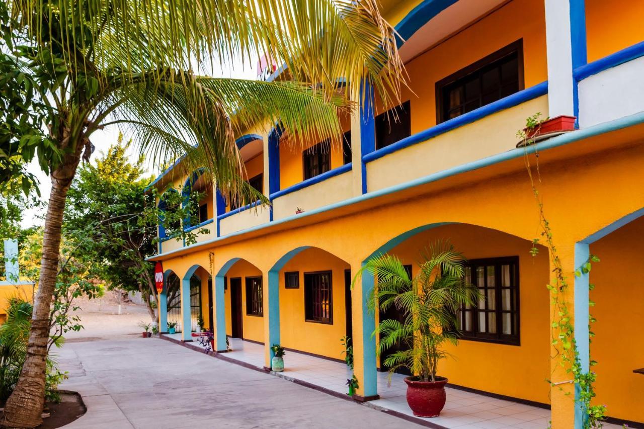 Oyo Hotel Miramar, Loreto Loreto  Exterior photo